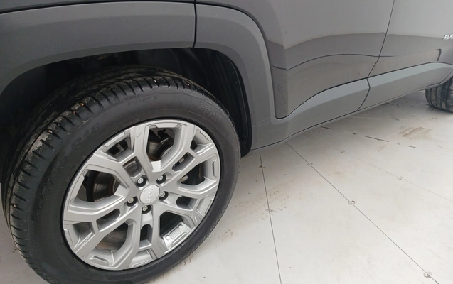 imagem-https://www.socarrao.com.br/sc-vehicle-images-prod/3930068/1789706381025-1_015828.jpg