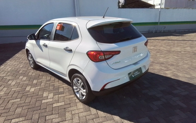 imagem-https://www.socarrao.com.br/sc-vehicle-images-prod/3930349/1789706935991-1_091417.jpg