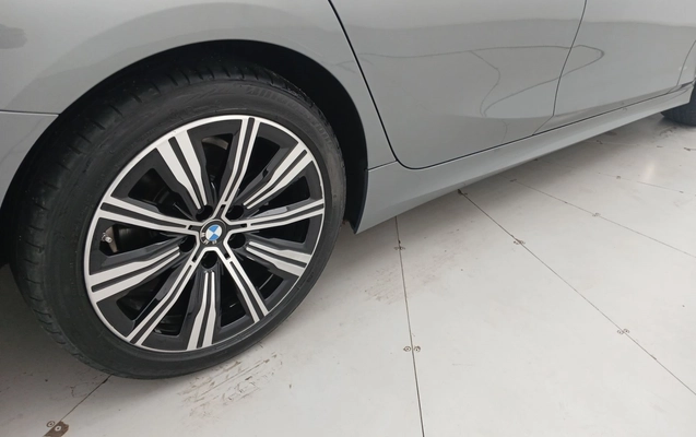 imagem-https://www.socarrao.com.br/sc-vehicle-images-prod/3930571/1789707175731-1_052332.jpg