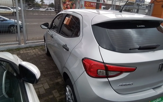 imagem-https://www.socarrao.com.br/sc-vehicle-images-prod/3931178/1789708027292-2_022011.jpg