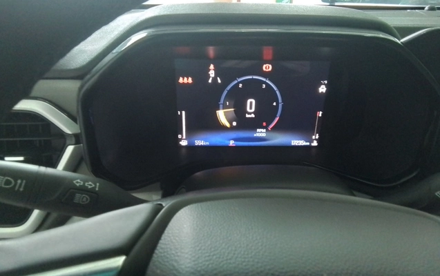 imagem-https://www.socarrao.com.br/sc-vehicle-images-prod/3931197/1789708045837-1_033349.jpg