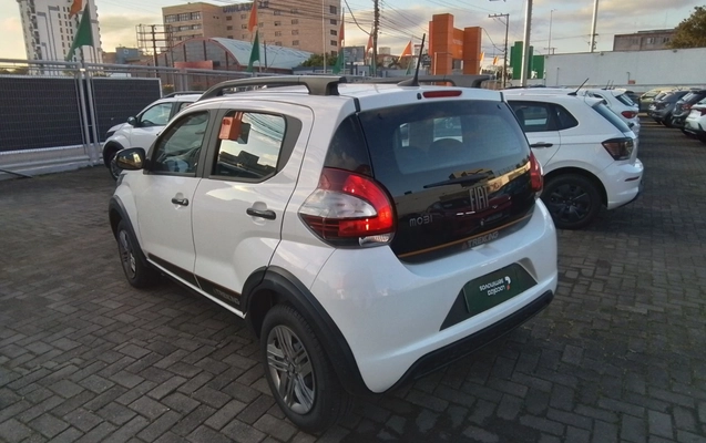imagem-https://www.socarrao.com.br/sc-vehicle-images-prod/3931204/1789708051853-1_054017.jpg