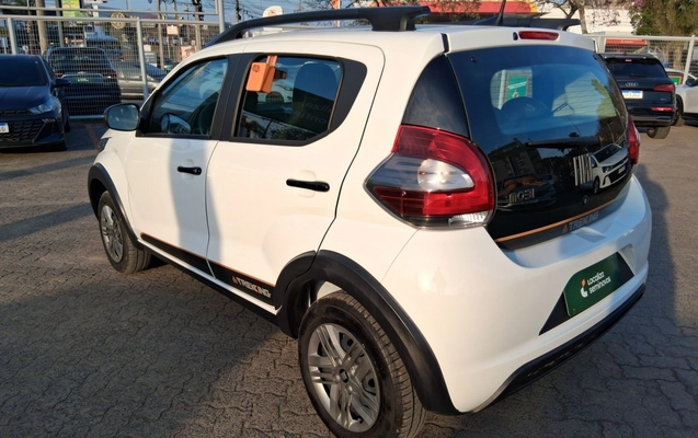imagem-https://www.socarrao.com.br/sc-vehicle-images-prod/3931213/1789708057988-2_121628.jpg