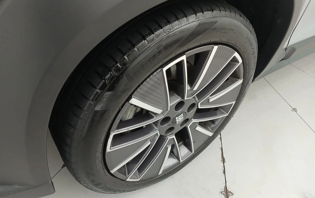 imagem-https://www.socarrao.com.br/sc-vehicle-images-prod/3931309/1789708160481-1_112448.jpg