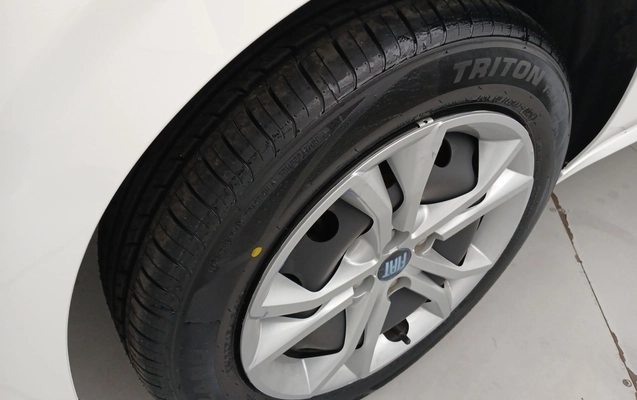 imagem-https://www.socarrao.com.br/sc-vehicle-images-prod/3931334/1789708190207-1_091353.jpg