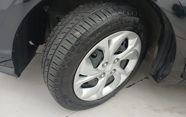 imagem-https://www.socarrao.com.br/sc-vehicle-images-prod/3931384/1789708246414-2_102818.jpg
