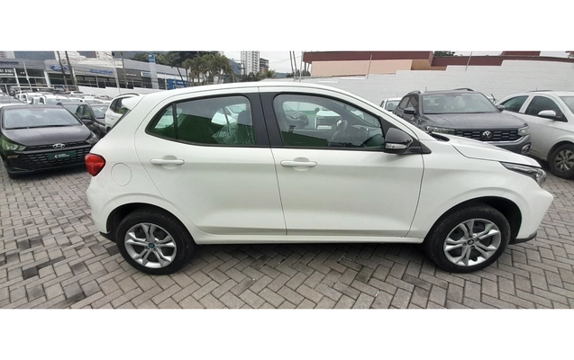 imagem-https://www.socarrao.com.br/sc-vehicle-images-prod/3931515/1789708355811-2_123848.jpg