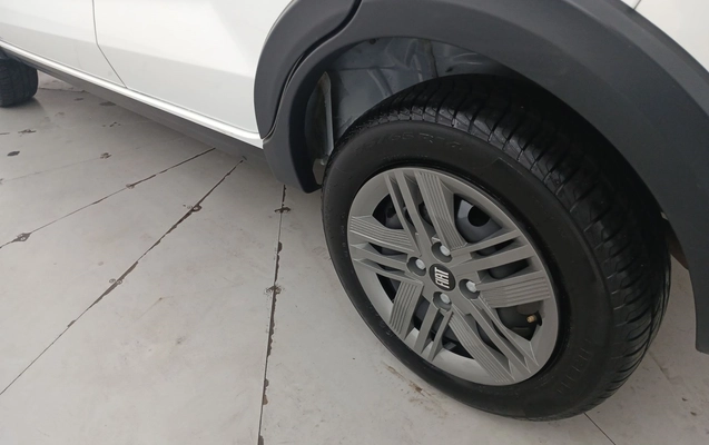 imagem-https://www.socarrao.com.br/sc-vehicle-images-prod/3931517/1789708358280-2_102147.jpg