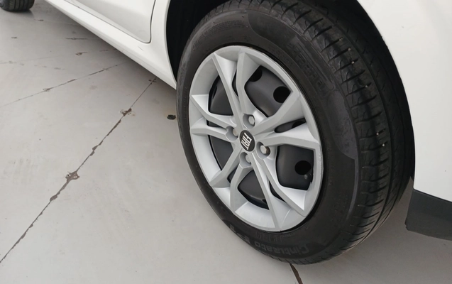 imagem-https://www.socarrao.com.br/sc-vehicle-images-prod/3931538/1789708371667-1_013638.jpg