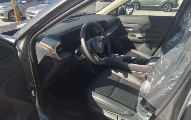 imagem-https://www.socarrao.com.br/sc-vehicle-images-prod/3931586/1789708398163-2_124408.jpg