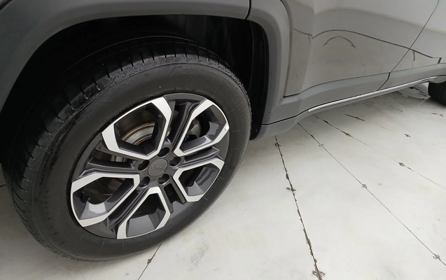 imagem-https://www.socarrao.com.br/sc-vehicle-images-prod/3931675/1789708442269-1_052503.jpg