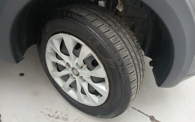 imagem-https://www.socarrao.com.br/sc-vehicle-images-prod/3931950/1789709067132-1_051115.jpg