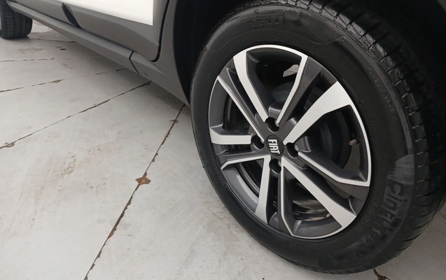 imagem-https://www.socarrao.com.br/sc-vehicle-images-prod/3932081/1789709313211-1_051704.jpg