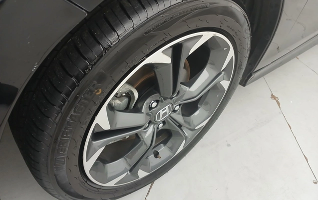 imagem-https://www.socarrao.com.br/sc-vehicle-images-prod/3932094/1789709328294-1_115508.jpg