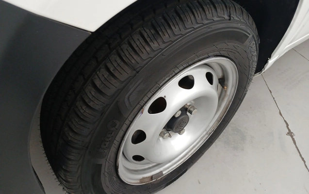 imagem-https://www.socarrao.com.br/sc-vehicle-images-prod/3932399/1789709584579-1_042600.jpg