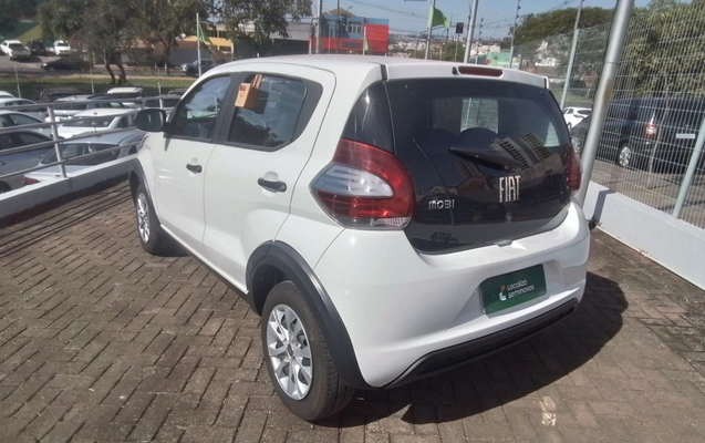 imagem-https://www.socarrao.com.br/sc-vehicle-images-prod/3932477/1789709628269-1_021808.jpg