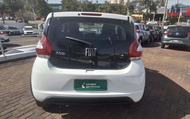 imagem-https://www.socarrao.com.br/sc-vehicle-images-prod/3932477/1789709628269-1_021809.jpg