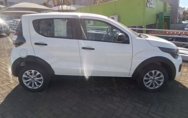 imagem-https://www.socarrao.com.br/sc-vehicle-images-prod/3932477/1789709628270-1_021810.jpg