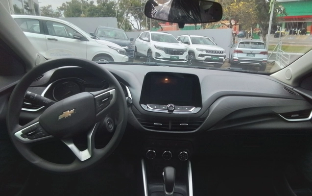 imagem-https://www.socarrao.com.br/sc-vehicle-images-prod/3932503/1789709652058-1_023828.jpg