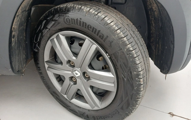 imagem-https://www.socarrao.com.br/sc-vehicle-images-prod/3932727/1789709837696-1_051618.jpg