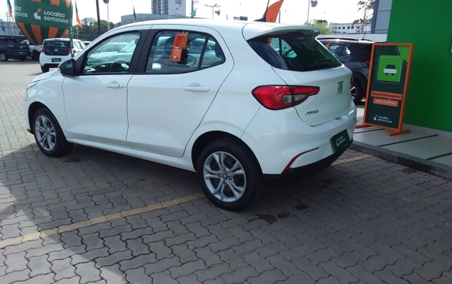 imagem-https://www.socarrao.com.br/sc-vehicle-images-prod/3932854/1789709944462-3_104825.jpg