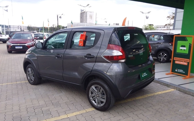 imagem-https://www.socarrao.com.br/sc-vehicle-images-prod/3932914/1789709987838-1_044712.jpg