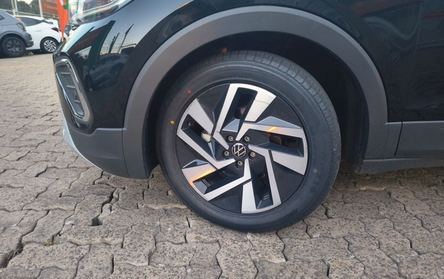imagem-https://www.socarrao.com.br/sc-vehicle-images-prod/3932928/1789709996259-1_030118.jpg