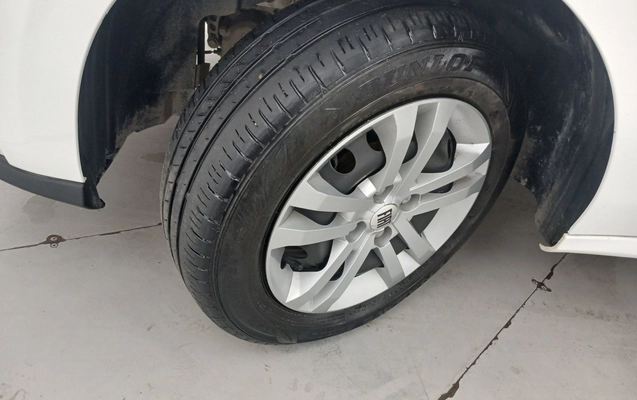 imagem-https://www.socarrao.com.br/sc-vehicle-images-prod/3932962/1789710014178-1_010350.jpg