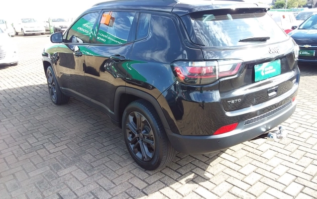 imagem-https://www.socarrao.com.br/sc-vehicle-images-prod/3932969/1789710017099-1_024640.jpg