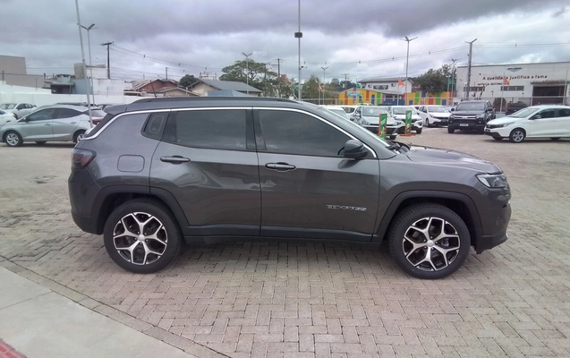 imagem-https://www.socarrao.com.br/sc-vehicle-images-prod/3933002/1789710037834-2_043017.jpg