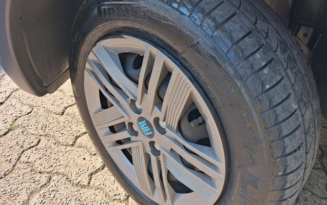 imagem-https://www.socarrao.com.br/sc-vehicle-images-prod/3933008/1789710041592-1_124001.jpg