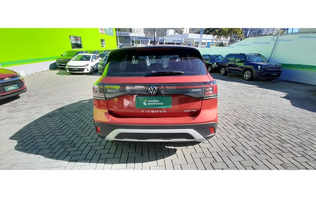 imagem-https://www.socarrao.com.br/sc-vehicle-images-prod/3933174/1789710229943-3_023900.jpg