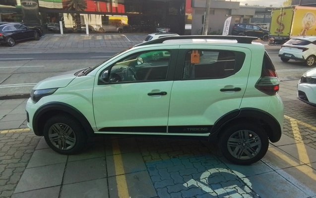 imagem-https://www.socarrao.com.br/sc-vehicle-images-prod/3933293/1789710411730-1_030541.jpg