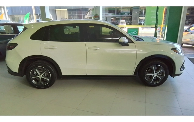 imagem-https://www.socarrao.com.br/sc-vehicle-images-prod/3933304/1789710413756-1_034358.jpg