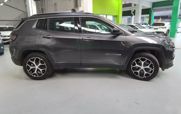 imagem-https://www.socarrao.com.br/sc-vehicle-images-prod/3933306/1789710414017-2_034231.jpg