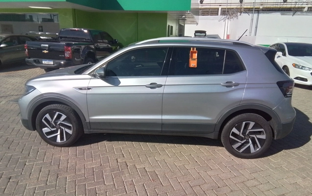 imagem-https://www.socarrao.com.br/sc-vehicle-images-prod/3933316/1789710495030-1_114603.jpg