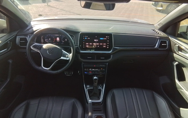 imagem-https://www.socarrao.com.br/sc-vehicle-images-prod/3933316/1789710495031-1_114604.jpg