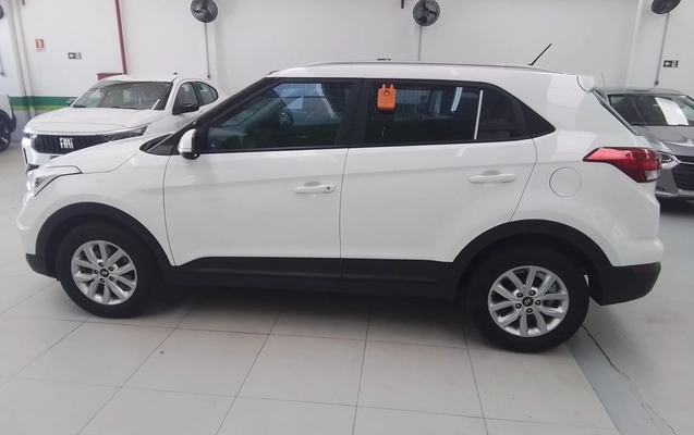imagem-https://www.socarrao.com.br/sc-vehicle-images-prod/3933366/1789710657292-1_040645.jpg