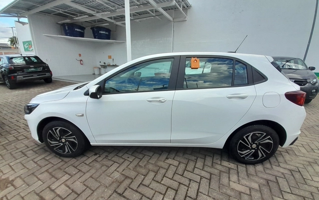 imagem-https://www.socarrao.com.br/sc-vehicle-images-prod/3933688/1789711076666-1_042820.jpg