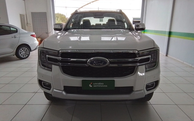 imagem-https://www.socarrao.com.br/sc-vehicle-images-prod/3934199/1789713635548-1_032933.jpg