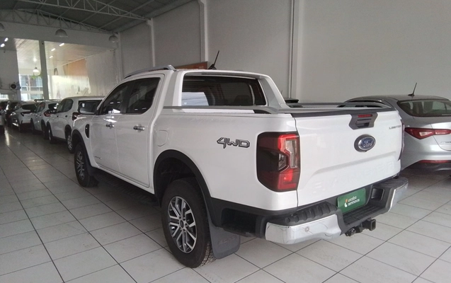 imagem-https://www.socarrao.com.br/sc-vehicle-images-prod/3934199/1789713635557-1_032944.jpg