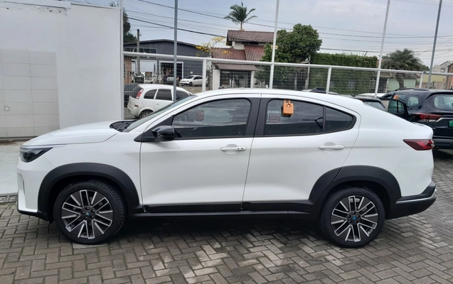 imagem-https://www.socarrao.com.br/sc-vehicle-images-prod/3934338/1789713896509-1_023956.jpg