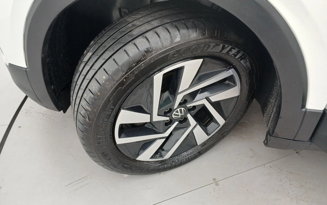 imagem-https://www.socarrao.com.br/sc-vehicle-images-prod/3934929/1789714990474-1_011343.jpg