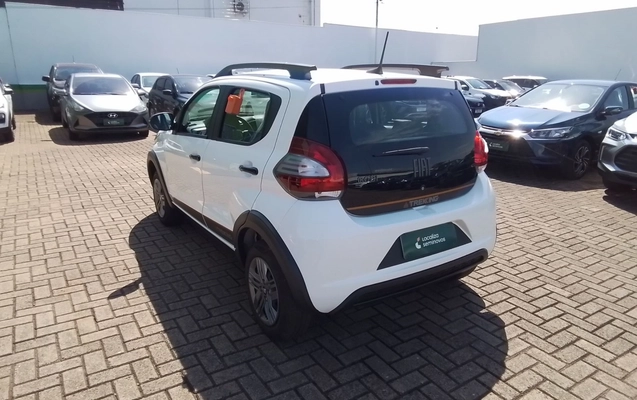 imagem-https://www.socarrao.com.br/sc-vehicle-images-prod/3935293/1789715268629-2_015644.jpg