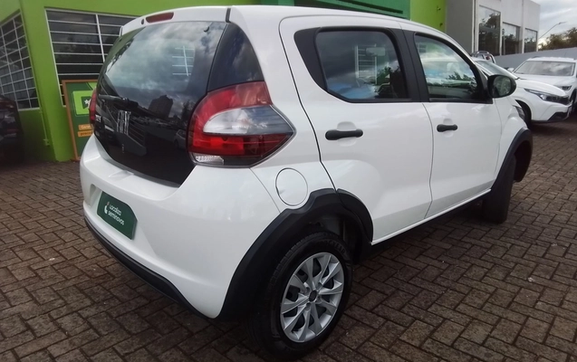 imagem-https://www.socarrao.com.br/sc-vehicle-images-prod/3935480/1789715505778-2_093510.jpg