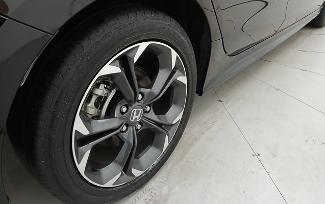 imagem-https://www.socarrao.com.br/sc-vehicle-images-prod/3935711/1789716399496-2_041857.jpg