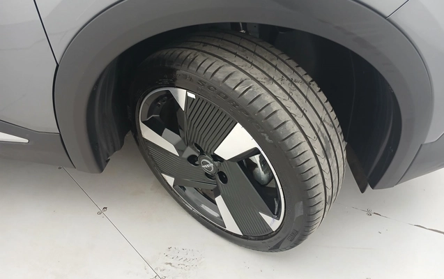 imagem-https://www.socarrao.com.br/sc-vehicle-images-prod/3935787/1789716460062-1_113251.jpg