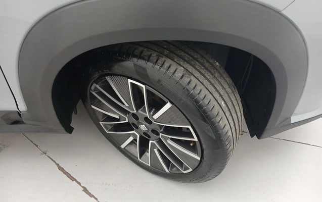 imagem-https://www.socarrao.com.br/sc-vehicle-images-prod/3935803/1789716471512-1_113125.jpg