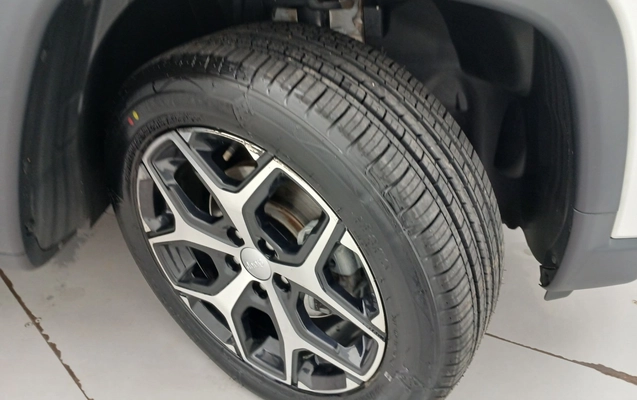 imagem-https://www.socarrao.com.br/sc-vehicle-images-prod/3935907/1789716539506-1_043209.jpg