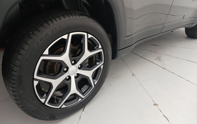 imagem-https://www.socarrao.com.br/sc-vehicle-images-prod/3935946/1789716566540-1_021321.jpg